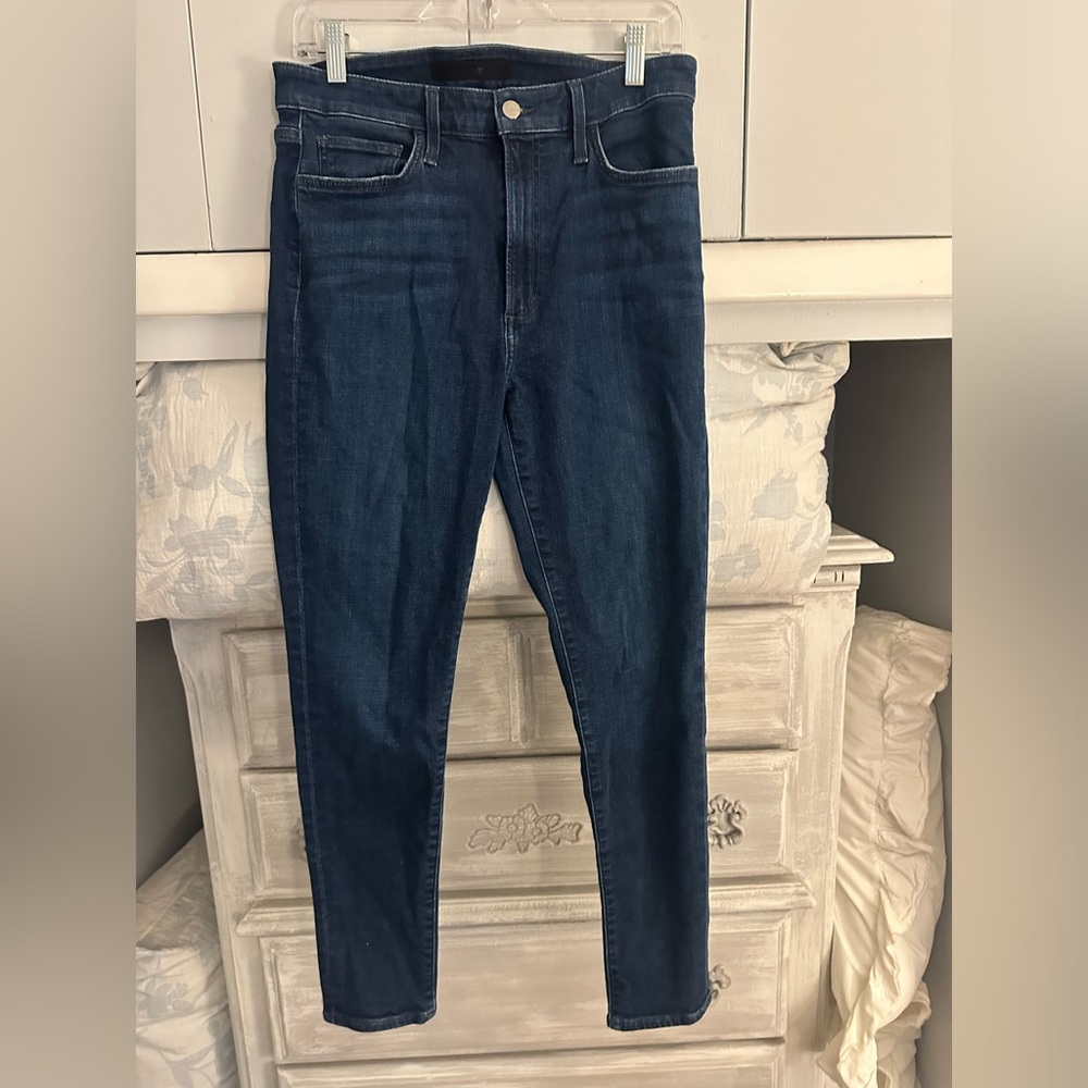 Joe’s Jeans waist 30, worn 3-5 times the Flawless